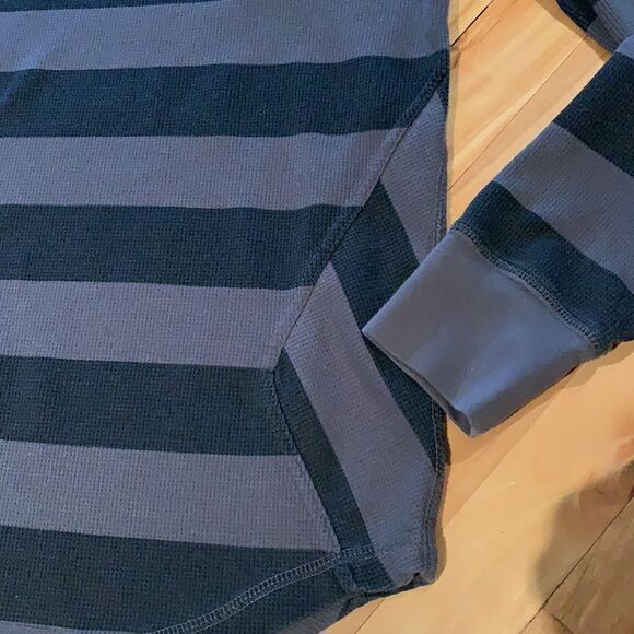 Volcom dk/light gray stripe waffle crew neck shirt - Picture 4 of 7